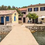 Punta Blue & Orange 5 M From The Sea Apartment