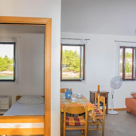 Punta Blue & Orange 5 M From The Sea * Punta Križa