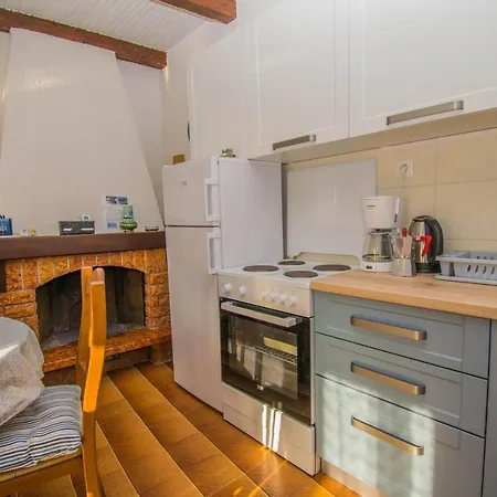 Punta Blue & Orange 5 M From The Sea * Punta Križa