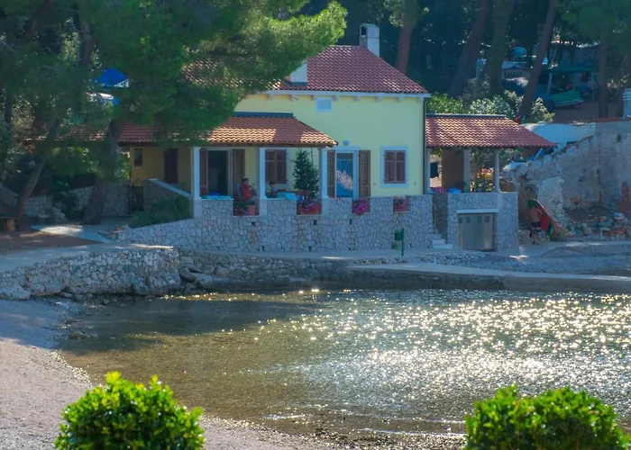 Punta Blue & Orange 5 M From The Sea Apartment Punta Kriza
