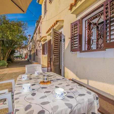 Punta Blue & Orange 5 M From The Sea * Punta Križa