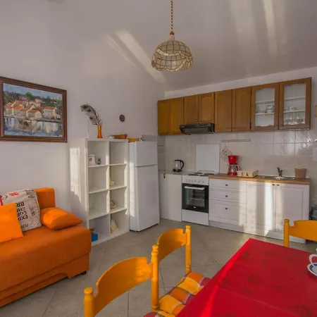 Punta Blue & Orange 5 M From The Sea * Punta Križa