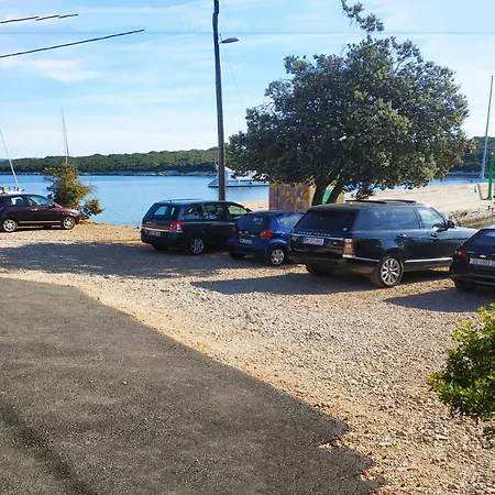 Punta Blue & Orange 5 M From The Sea * Punta Križa