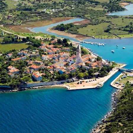 Punta Blue & Orange 5 M From The Sea * Punta Križa